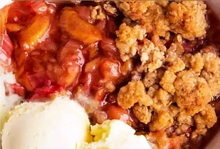 Easy Rhubarb Crisp